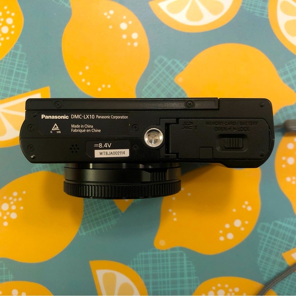 Panasonic Lumix DMC-LX10 (LX15 in some markets) - Picture 8 of 11